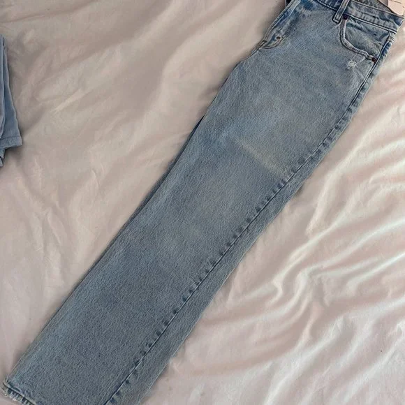 Jeans - Picture 3 of 3